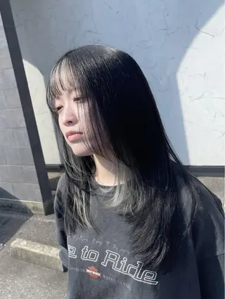 セミロング せき ゆうすけのヘアスタイル