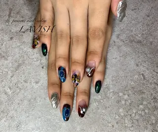 ネイル LAVISH 大和店 🤱子連れ大歓迎のネイルデザイン