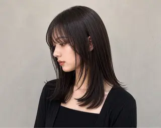 ミディアム 艶髪レイヤー AZUSAのヘアスタイル