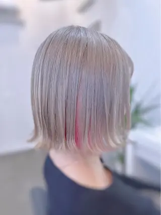 ショート WHALE hair × beautyのヘアスタイル