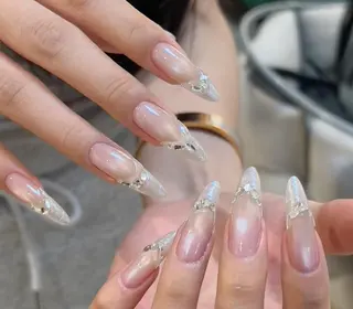 ネイル Pure&Rich Nailのネイルデザイン