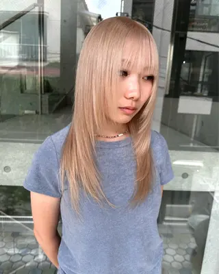 セミロング ササキカズマ〻透明感 〻色落ち〻赤み消しのヘアスタイル