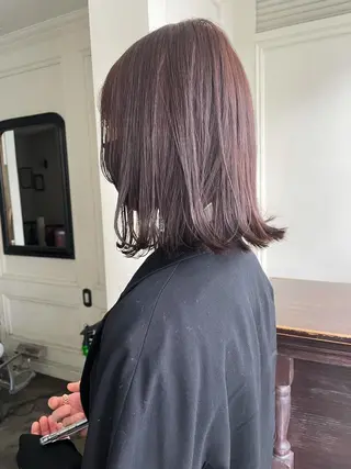 ミディアム カラー 大人girly🛋️ 🤍yukakoのヘアスタイル