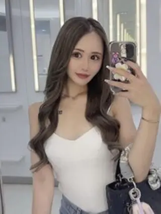 カラー ロング ヘアアレンジ エクステ¥5000 LuciAカラーのヘアスタイル