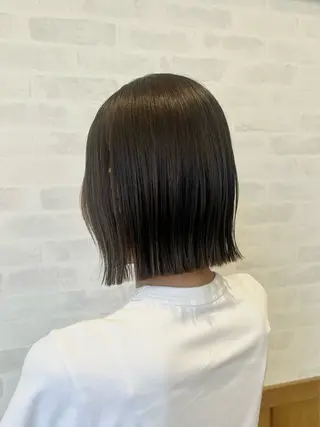 ショート カラー 顔周りカット/透明感 カラー🤍大塚蛍のヘアスタイル