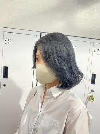 ショート カラー ヘアアレンジ ブリーチカラー特化 U-topia小島のヘアスタイル