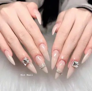 ネイル HIN NAILのネイルデザイン