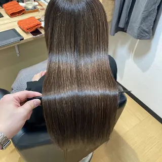 ロング カラー 髪屋こころ 峯村 衣舞のヘアスタイル