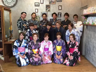 本郷 豊のヘアスタイル