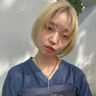 カラー FERIA緑地公園 根本莉乃🌻のヘアスタイル