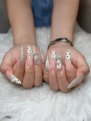 ネイル Julli NailStudioのネイルデザイン