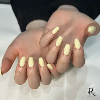 ミディアム 美フォルムスカルプ✨ RENAのネイルデザイン