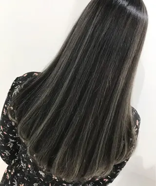 ロング カラー カラーリスト/アイ リスト/牛込萌香🫧のヘアスタイル