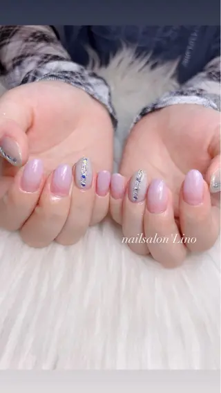 ネイル Lino𓂃⟡.· Chizuruのネイルデザイン