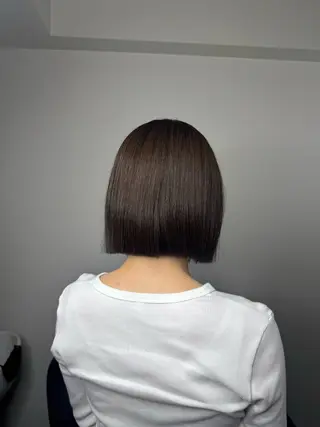 ショート カラー 大人な抜け感レイヤー remi🖤のヘアスタイル