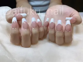ミディアム Daifuku nailsのネイルデザイン
