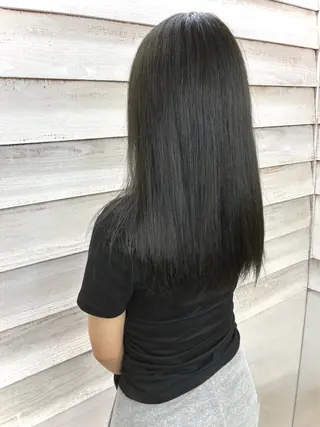 ロング カラー 佐藤 隆太のヘアスタイル