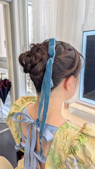 セミロング ヘアアレンジ 似合わせヘアメイク 🫧moko🫧のヘアスタイル