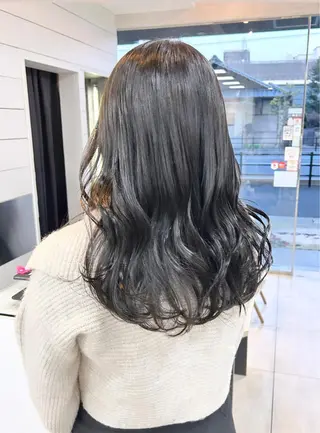 セミロング レイヤー/艶髪カラー 森本くるみのヘアスタイル