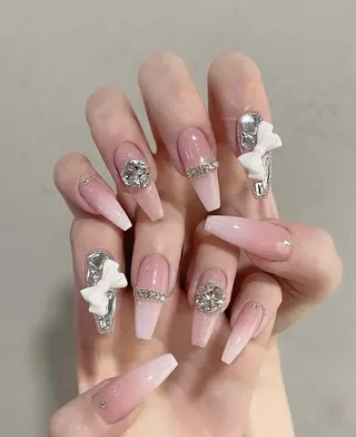 ネイル Julie Nail Rinのネイルデザイン