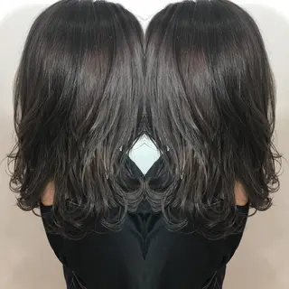 ミディアム カラー ウルフカット レイヤーカット上柿のヘアスタイル