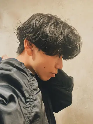 ショート メンズ ボブパーマコテ巻き風 パーマNo1深江秀平のヘアスタイル