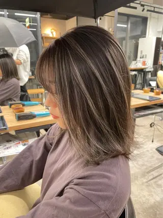 ミディアム カラー ヘアアレンジ 💕 manaka🌺のヘアスタイル