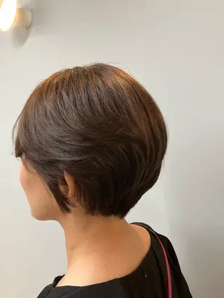 ショート 佐藤 知子のヘアスタイル