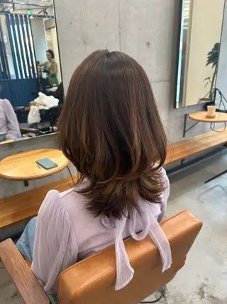 ミディアム 伊賀 海優のヘアスタイル