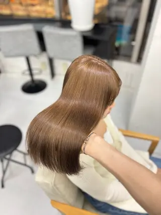 カラー シカダ ココア🦌のヘアスタイル