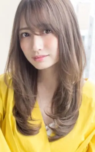 ロング 岩橋 静香のヘアスタイル