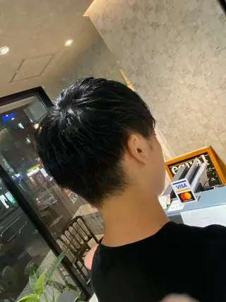 メンズ アイリスト 蓑島伶奈の眉毛・アイブロウイメージ