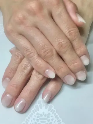 ネイル 新宿ネイルサロン ジェミディローサのネイルデザイン