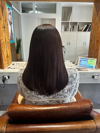 ロング カラー adorable 樋口円のヘアスタイル