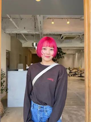 ショート カラー 中村 玲音のヘアスタイル