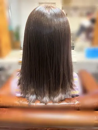 ミディアム アオキ ミウのヘアスタイル