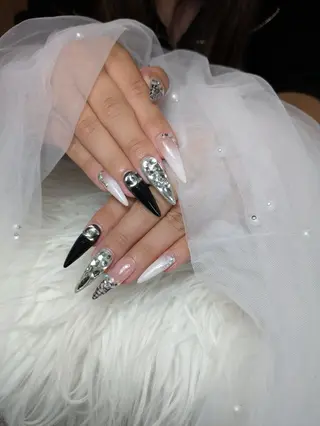 ネイル Queen Nail 柏店 クイーンネイルのネイルデザイン