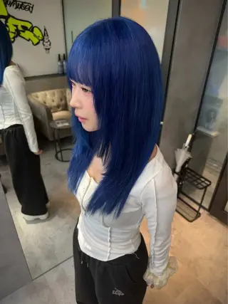 カラー 派手髪特化 🪐REN🪐のヘアスタイル