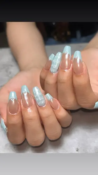 ネイル Prettiest nailのネイルデザイン