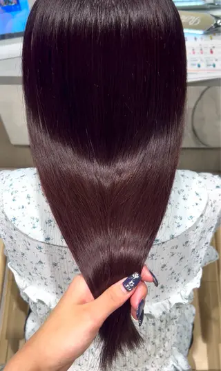 セミロング aika  ★ 無料ショート★のヘアスタイル