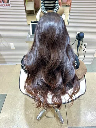 ロング 🩷愛咲🩷レイヤー /透明感カラーのヘアスタイル