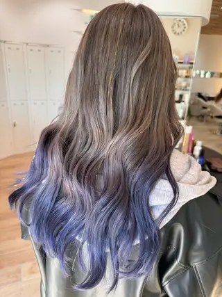 カラー Ashanti 有川のヘアスタイル