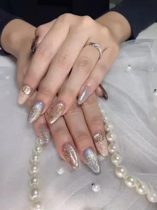 ネイル ゆみ 🌻ひまわりサロンのネイルデザイン