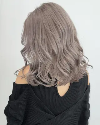 セミロング 佐藤 まいらのヘアスタイル