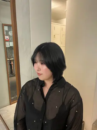 カラー 角田 澪のヘアスタイル