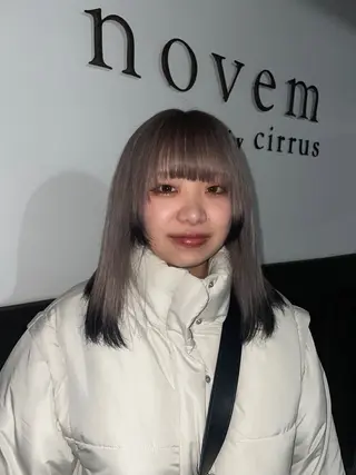 セミロング ブリーチ🌟レイヤー 縮毛矯正/青木華音のヘアスタイル