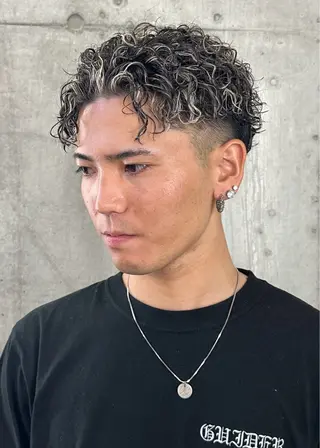 カラー パーマ メンズ 中原 祥太のヘアスタイル