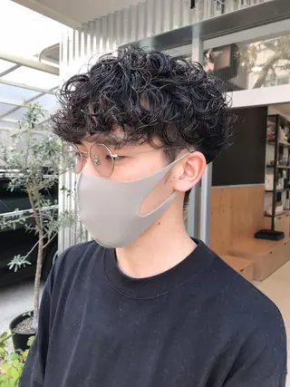 パーマ メンズ メンズパーマ タカキリョウのヘアスタイル