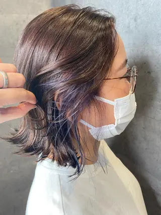 ミディアム カラー ヘアアレンジ hiiko顔まわり カットのヘアスタイル