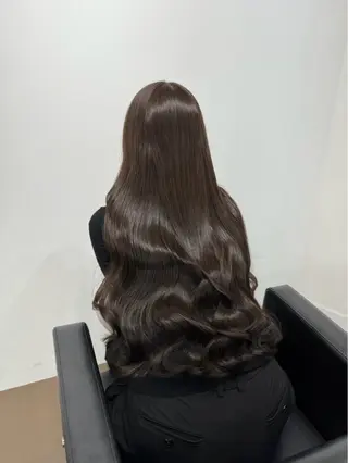 ロング しゅういち/赤み消し カラー特化のヘアスタイル